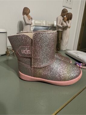 UGG Kids Keelan Glitter Pink Toddler Boot